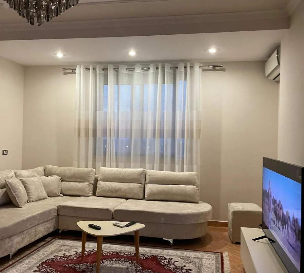 Home Away From Home Shkodër